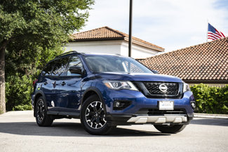 Used 2020 Nissan Pathfinder SL image 1