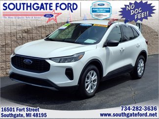Certified 2023 Ford Escape Active image 1