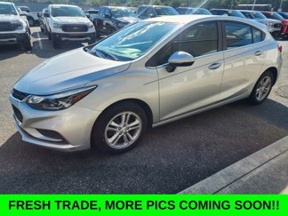 Used 2017 Chevrolet Cruze LT w/ Convenience Package image 1