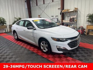 Used 2022 Chevrolet Malibu LS image 1