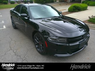 Used 2020 Dodge Charger SXT w/ Blacktop Package image 1