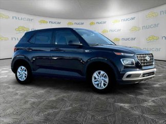 New 2025 Hyundai Venue SE image 1