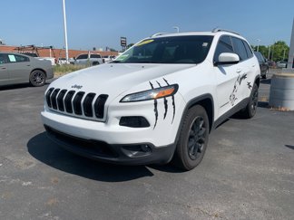 Used 2018 Jeep Cherokee Latitude Plus w/ Cold Weather Group image 1