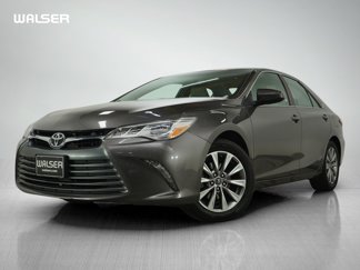 Used 2016 Toyota Camry XLE image 1