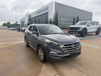 Used 2017 Hyundai Tucson SE Plus image 1