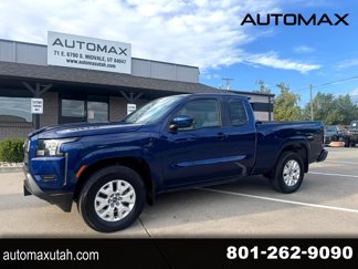 Used 2022 Nissan Frontier SV image 1