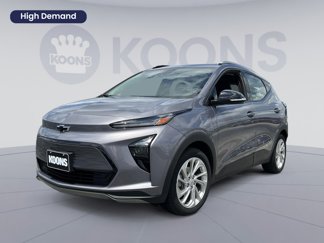Used 2023 Chevrolet Bolt EUV LT image 1