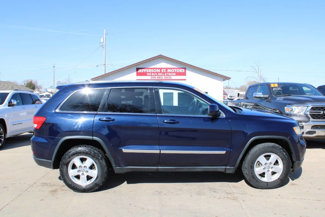 Used 2012 Jeep Grand Cherokee Laredo w/ Laredo E Group image 1