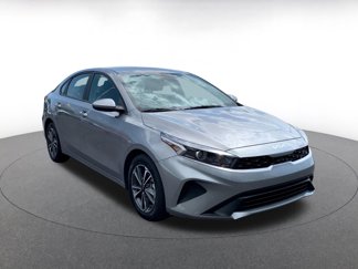 Used 2024 Kia Forte LXS image 1
