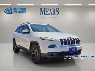 Used 2018 Jeep Cherokee Latitude w/ Altitude Package image 1