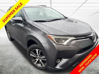 Used 2017 Toyota RAV4 XLE image 1
