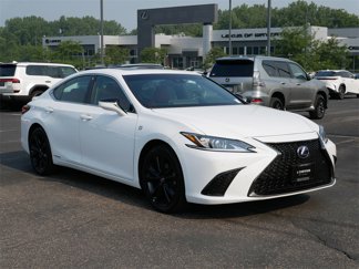 Used 2022 Lexus ES 300h F Sport image 1