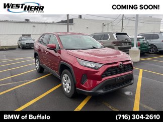 Used 2022 Toyota RAV4 LE image 1