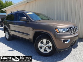 Used 2017 Jeep Grand Cherokee Laredo w/ Quick Order Package 23E image 1