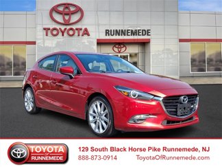 Used 2017 MAZDA MAZDA3 Grand Touring image 1