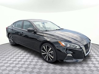 Used 2021 Nissan Altima 2.5 SR image 1