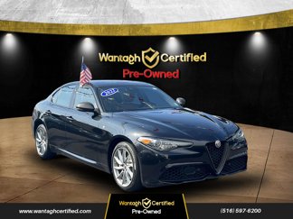 Used 2022 Alfa Romeo Giulia Ti image 1