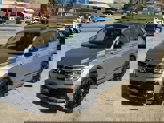 Used 2021 Volkswagen Tiguan SE R-Line image 1