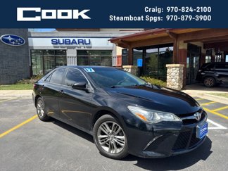 Used 2017 Toyota Camry SE image 1