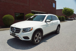 Used 2019 Mercedes-Benz GLC 300 4MATIC image 1