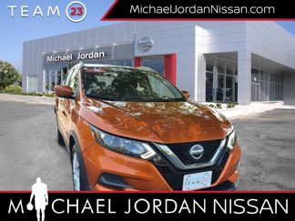 Certified 2021 Nissan Rogue Sport SV image 1