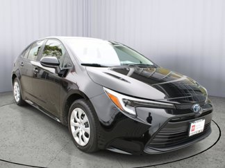 Certified 2023 Toyota Corolla LE image 1