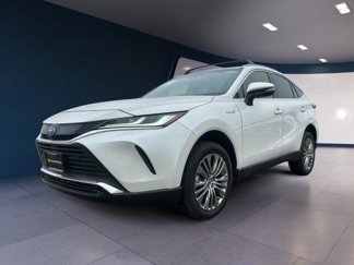 Used 2021 Toyota Venza LE image 1