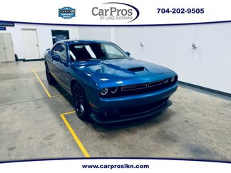 Used 2022 Dodge Challenger R/T w/ Performance Handling Group image 1