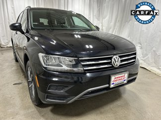 Used 2020 Volkswagen Tiguan SE image 1
