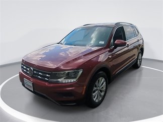 Used 2018 Volkswagen Tiguan SE image 1