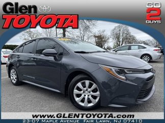 Certified 2024 Toyota Corolla LE image 1