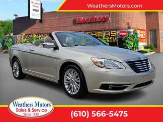 Used 2014 Chrysler 200 Limited image 1