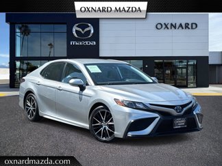 Used 2022 Toyota Camry SE image 1
