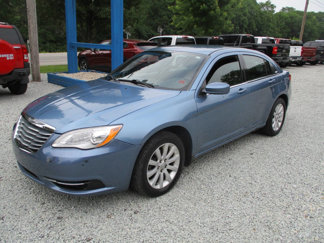Used 2011 Chrysler 200 Touring image 1