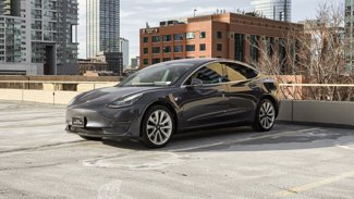 Used 2018 Tesla Model 3 Long Range image 1