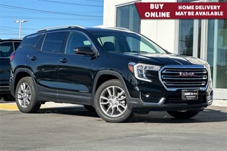 Used 2022 GMC Terrain SLT image 1