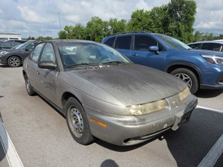 Used 1999 Saturn S-Series SL2 image 1