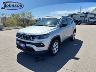 New 2025 Jeep Compass Latitude image 1