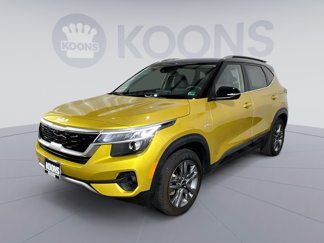 Used 2023 Kia Seltos S w/ Navigation Package image 1