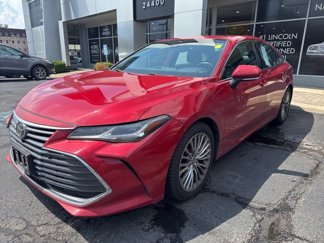 Used 2022 Toyota Avalon Limited image 1