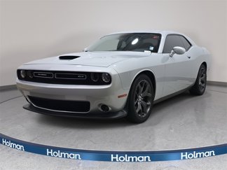 Used 2019 Dodge Challenger GT image 1