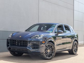Certified 2024 Porsche Cayenne image 1