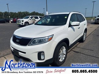 Used 2014 Kia Sorento LX image 1