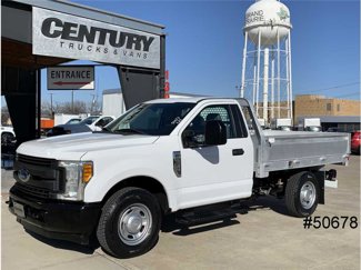Used 2017 Ford F250 XL image 1