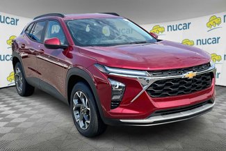 New 2025 Chevrolet Trax LT w/ Sunroof Package image 1