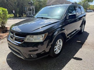 Used 2015 Dodge Journey SXT w/ Flexible Seating Group image 1