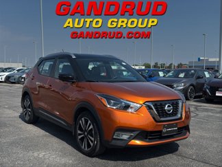 Certified 2019 Nissan Kicks SR w/ SR Premium Package image 1