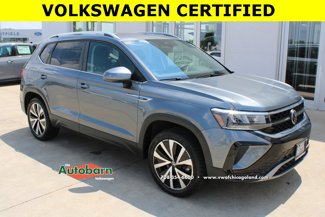 Certified 2022 Volkswagen Taos SE w/ Panoramic Sunroof Package image 1