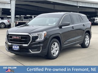 Certified 2023 GMC Terrain SLE image 1