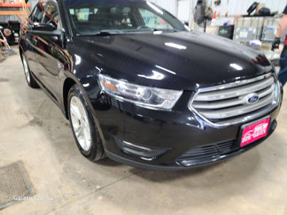 Used 2016 Ford Taurus SEL image 1